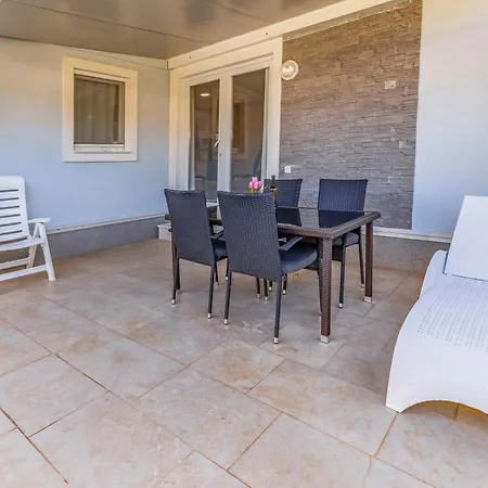 Tatil Evi Mobile Superior-5 By Interhome *
