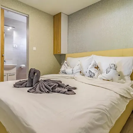 Tatil Evi Mobile Superior-5 By Interhome Pula