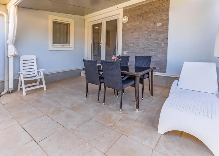 Tatil Evi Mobile Superior-5 By Interhome *