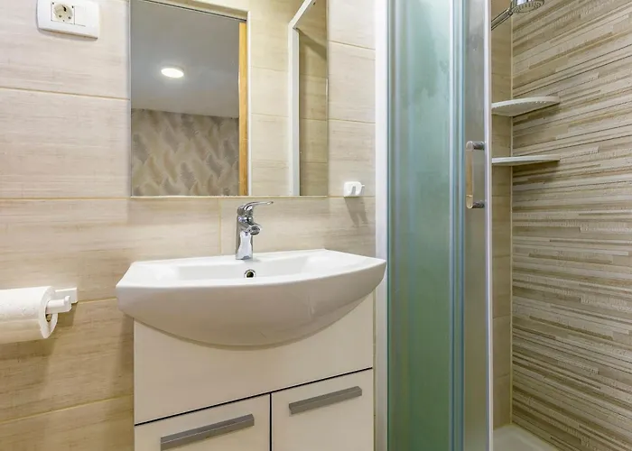 Mobile Superior-5 By Interhome Feriehus Pula