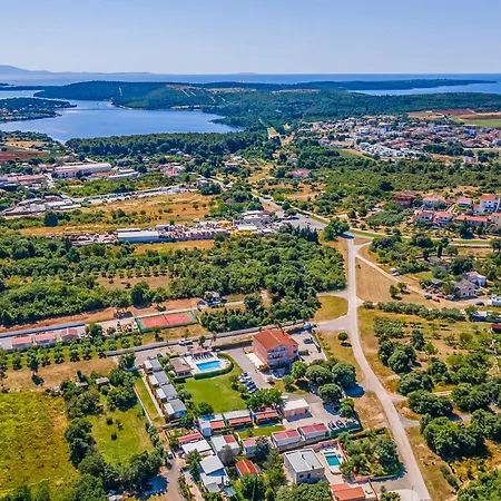 Superior-5 By Interhome Vakantiehuis *