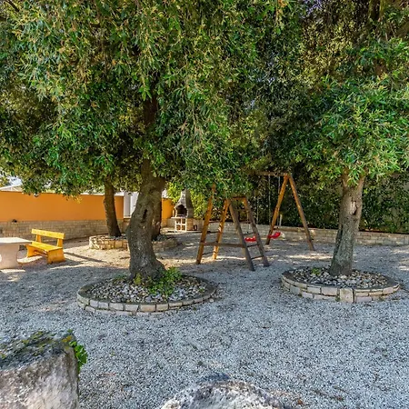 Tatil Evi Superior-5 By Interhome *