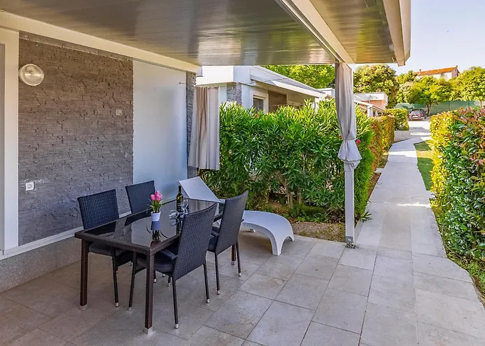 Mobile Superior-5 By Interhome Pula