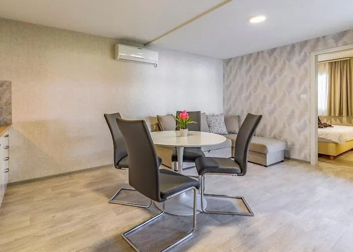 Mobile Superior-5 By Interhome *