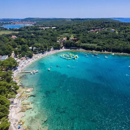 Сasa de vacaciones Holiday Home Superior-5 *