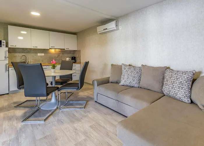 Holiday home Mobile Superior-5 By Interhome
